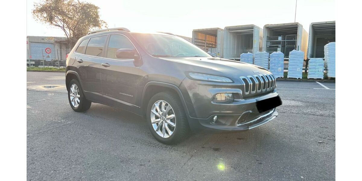 Jeep Cherokee 199.000 km 8.850 &euro; Köln 51105