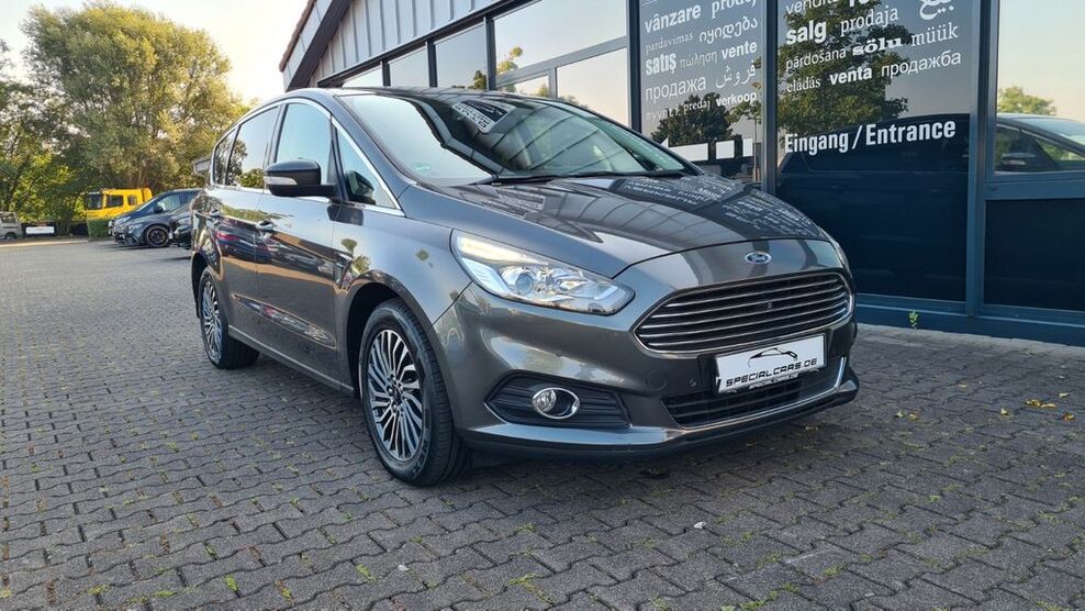 Ford S-Max 111.000 km 18.290 € Offenbach am Main 63069