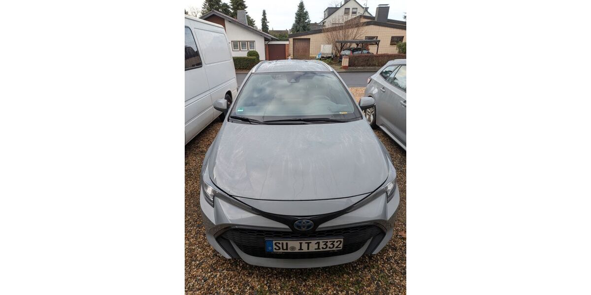 Toyota Corolla 45.000 km 19.500 &euro; Niederkassel 53859