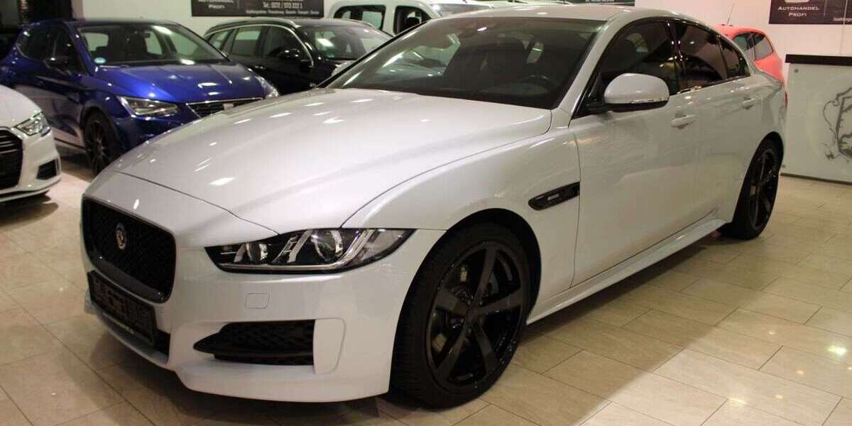 Jaguar XE 111.559 km 17.450 &euro; Essen 45307