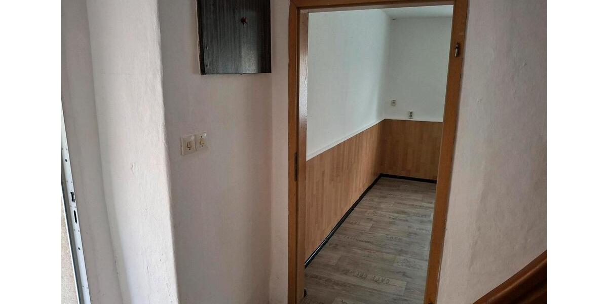 Einfamilienhaus Artern - 5 Zimmer, 110 m&sup2;, 60.000&euro; | Angebot:25853616