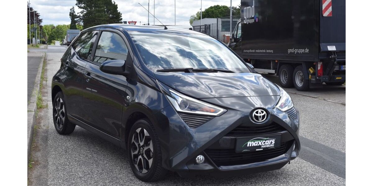 Toyota Aygo (X) 6.500 km 12.990 &euro; Barsbüttel 22885