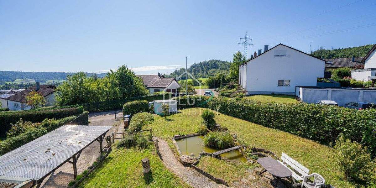 Doppelhaushälfte mit großem Garten in ruhiger Wohnlage 4 zimmer