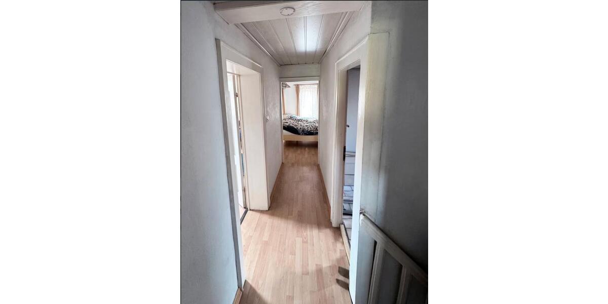 Einfamilienhaus Jünkerath - 7 Zimmer, 130 m&sup2;, 180.000&euro; | Angebot:26532380