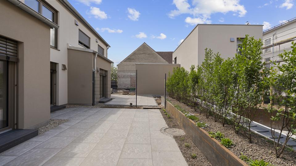 Reihenhaus Ingolstadt - 5.5 Zimmer, 150 m&sup2;, 1.950&euro; | Angebot:26561422