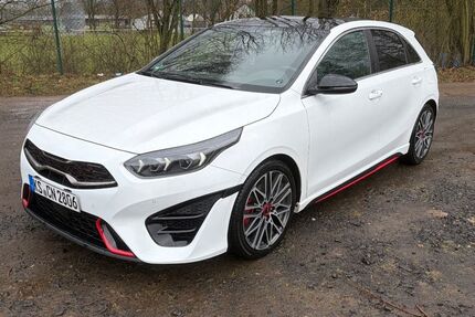 Kia ceed / Ceed 25.700 km 27.500 &euro; Kassel 34321