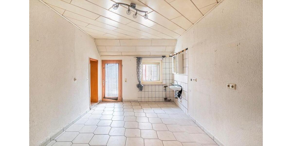 Etagenwohnung Philippsburg - 4 Zimmer, 125 m&sup2;, 1.250&euro; | Angebot:26429167