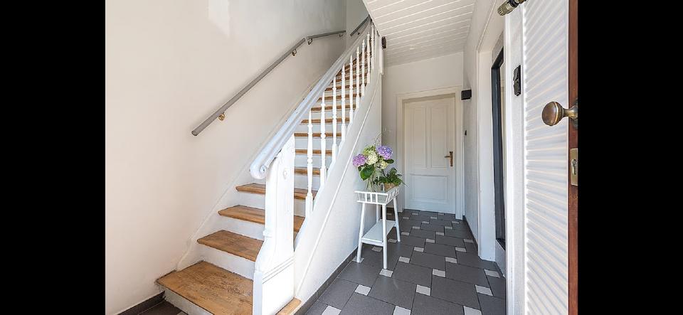 Reihenhaus Herzogenrath - 4 Zimmer, 175 m&sup2;, 275.000&euro; | Angebot:27141143