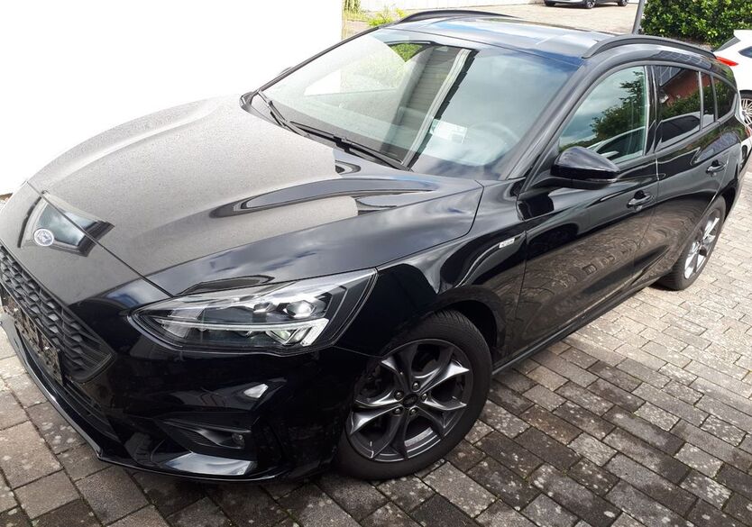 Ford Focus 42.000 km 18.200 € Daun 54550