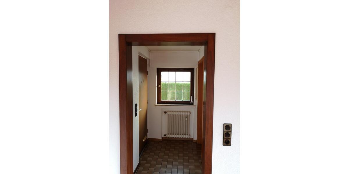 Erdgeschoßwohnung Leverkusen Bergisch Neukirchen - 3 Zimmer, 120 m&sup2;, 1.100&euro; | Angebot:25612884