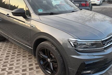 VW Tiguan 109.800 km 23.800 &euro; Hönow 15366