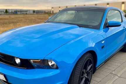 Ford Mustang 90.800 km 23.900 &euro; Schweinfurt 97421