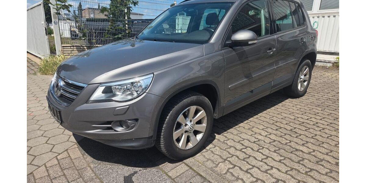 VW Tiguan 143.518 km 5.990 &euro; Hamburg 20537