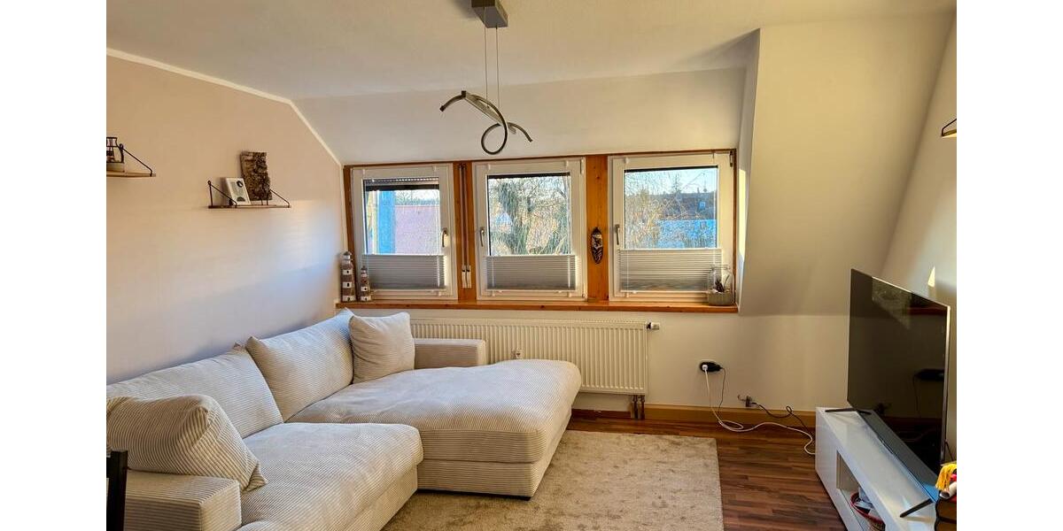 Helle 3-Zimmer-Wohnung im 3.OG in Erlangen-Eltersdorf 3 zimmer