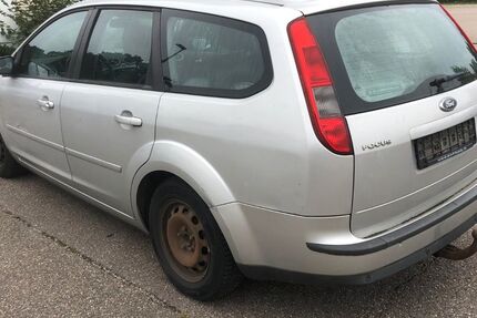 Ford Focus 208.214 km 1.150 € Freiburg 79102