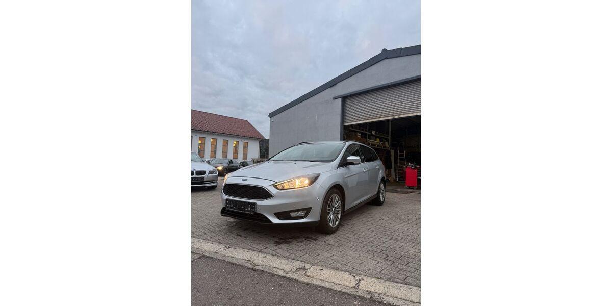 Ford Focus 203.560 km 5.950 € schopfheim 79650