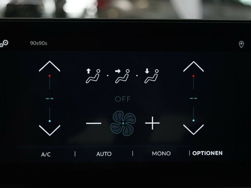 e-C4 136 Feel 50KWh CARPLAY Batteriezertifikat