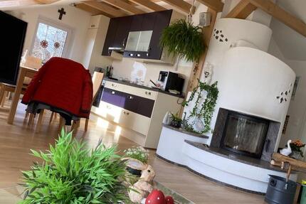 Dachgeschoßwohnung in Traumlage mit Kachelofen 3 zimmer