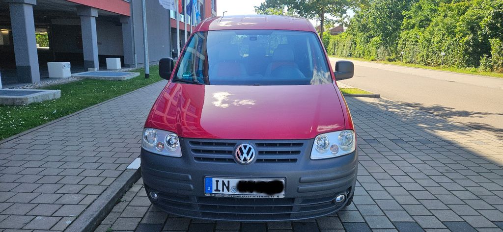 VW Caddy 277.000 km 4.500 &euro; Ingolstadt 85055