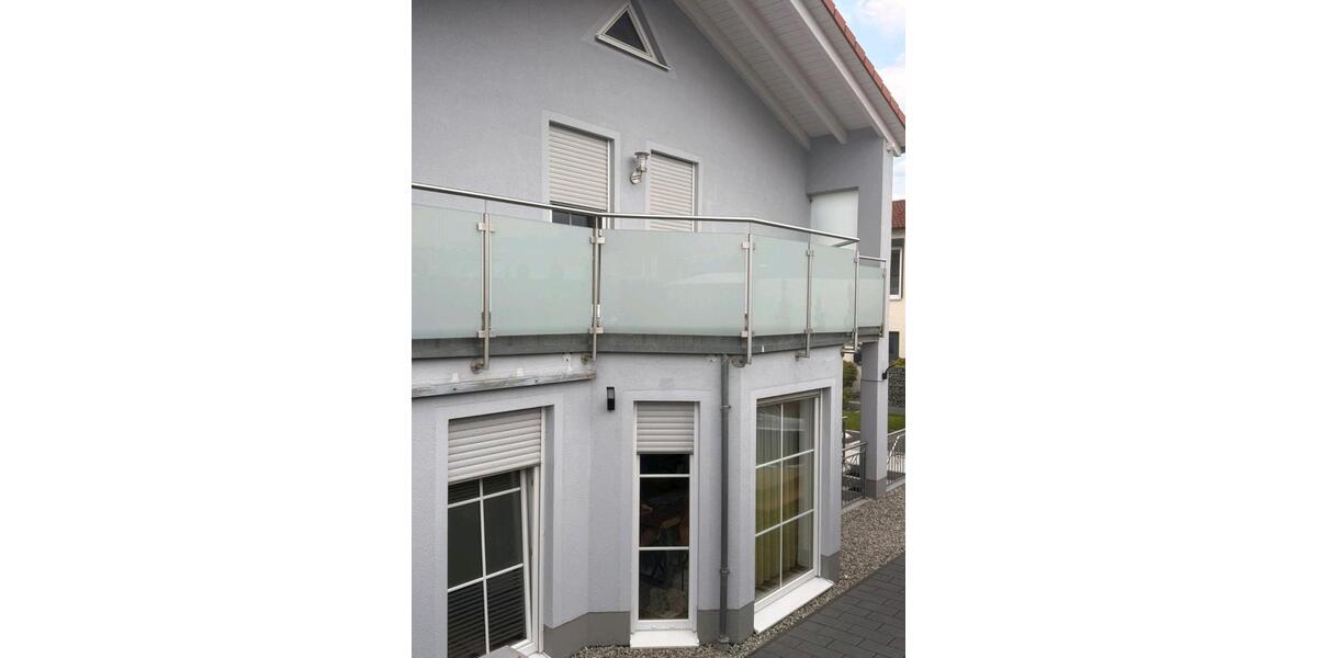 Reihenhaus Obertraubling - 7 Zimmer, 225 m&sup2;, 780.000&euro; | Angebot:27115188