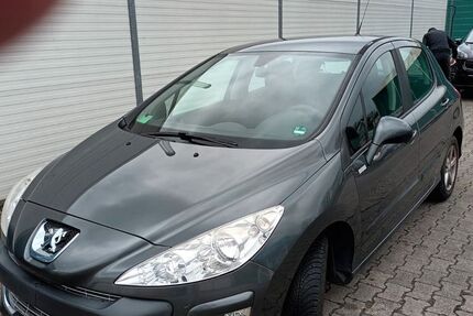 Peugeot 308 177.000 km 4.500 &euro; Baden-Baden 76530