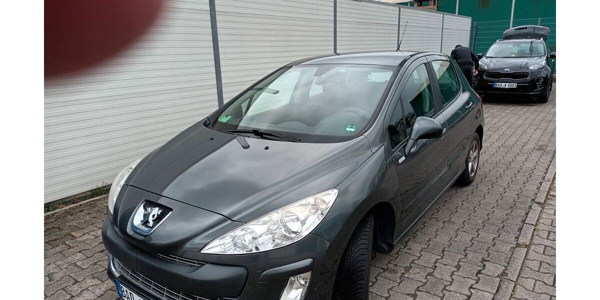 Peugeot 308 177.000 km 4.500 &euro; Baden-Baden 76530