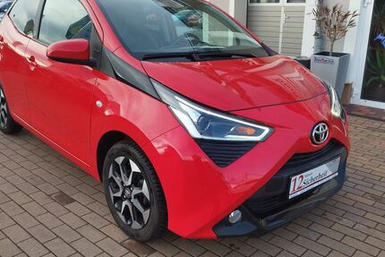 Toyota Aygo (X) 30.930 km 10.800 &euro; Holtendorf 02829