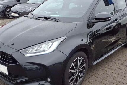 Toyota Yaris 49.000 km 18.990 € Alfter bei Bonn 53347