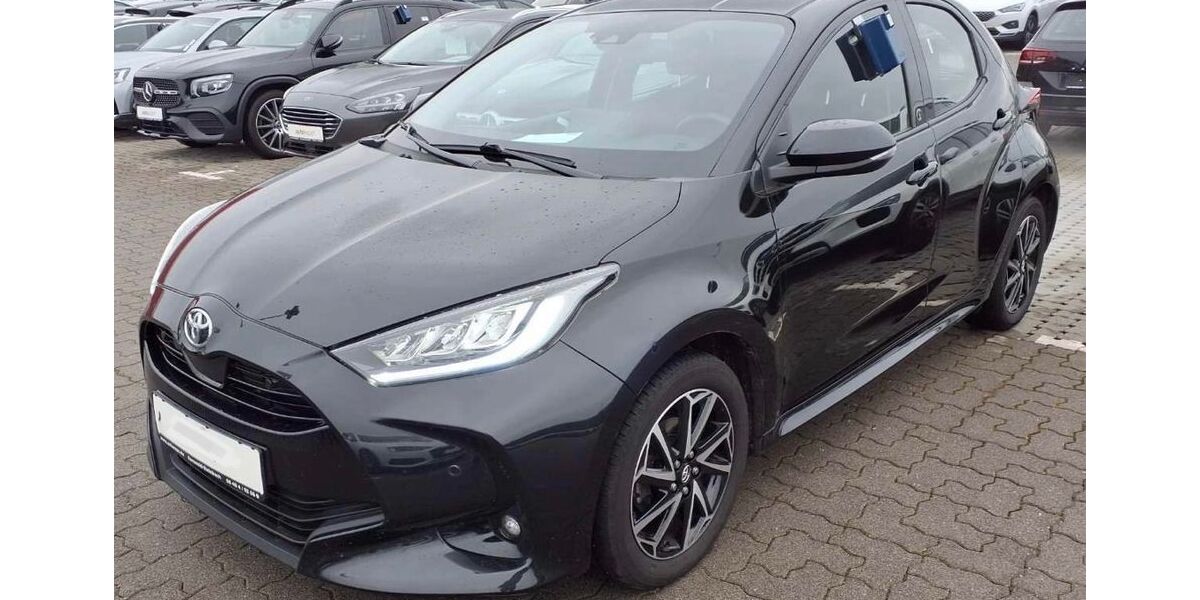 Toyota Yaris 49.000 km 18.990 &euro; Alfter bei Bonn 53347