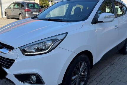 Hyundai ix35 180.000 km 6.999 &euro; Hohenlinden bei München 85664