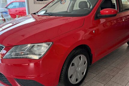 Seat Toledo 42.205 km 7.490 &euro; Grefrath-Oedt 47929