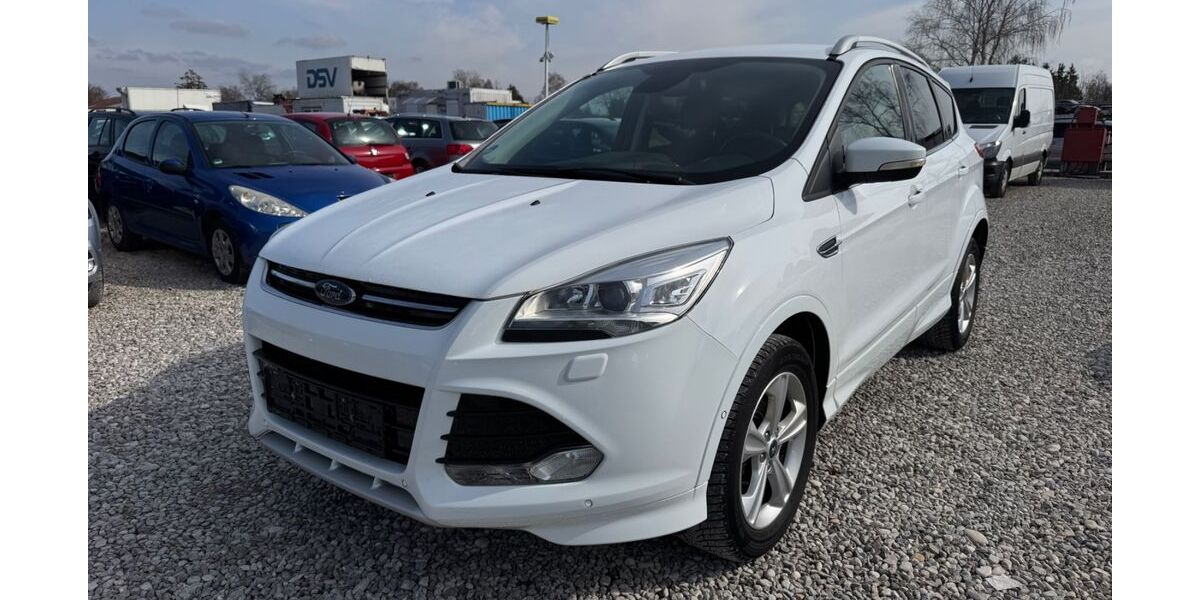 Ford Kuga 114.000 km 10.900 &euro; München 81829