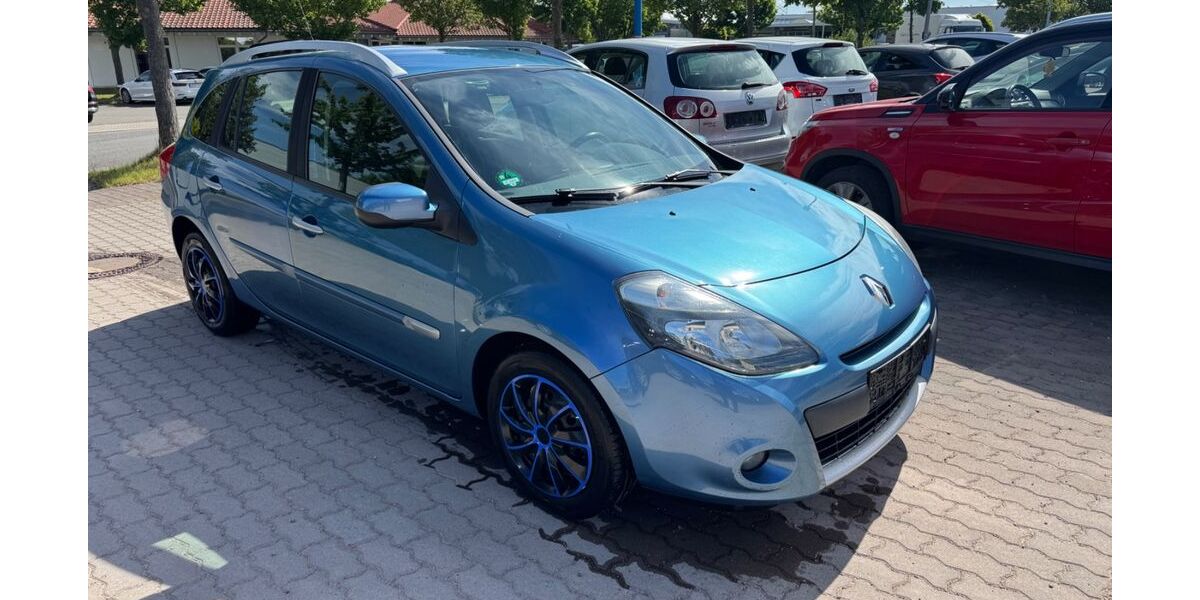 Renault Clio 166.000 km 2.150 &euro; Gotha 99867