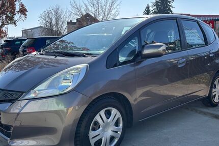 Honda Jazz 93.000 km 5.990 &euro; Borna 04552