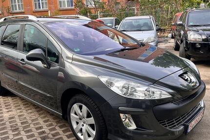 Peugeot 308 120.000 km 4.380 &euro; Berlin 13403