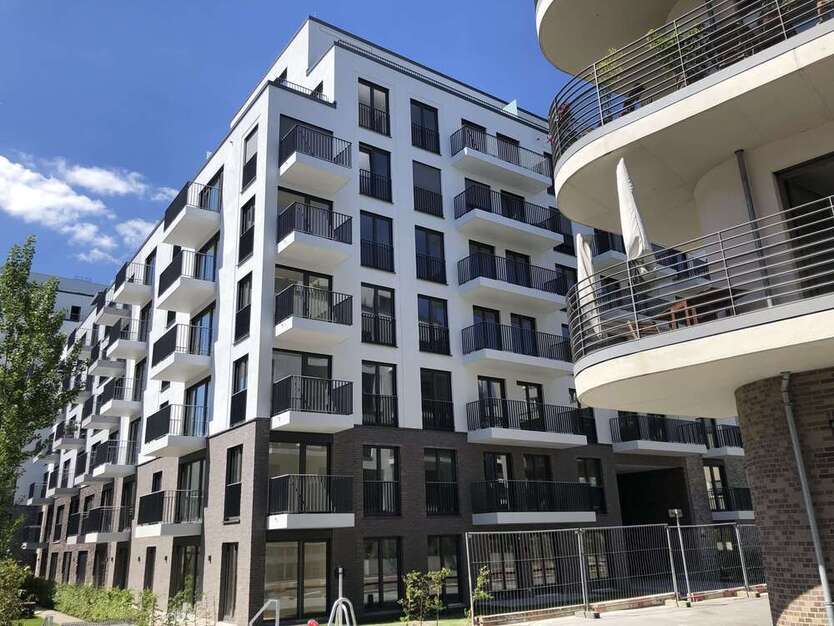 Wohnung zum Mieten in Berlin 1.464,04 € 55.48 m²