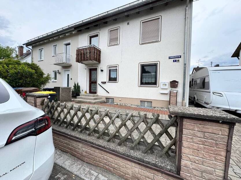 ***Provisionsfrei für Kaufende*** Helle 2 Zimmerwohnung mit sonnigem Balkon in ruhiger Lage
