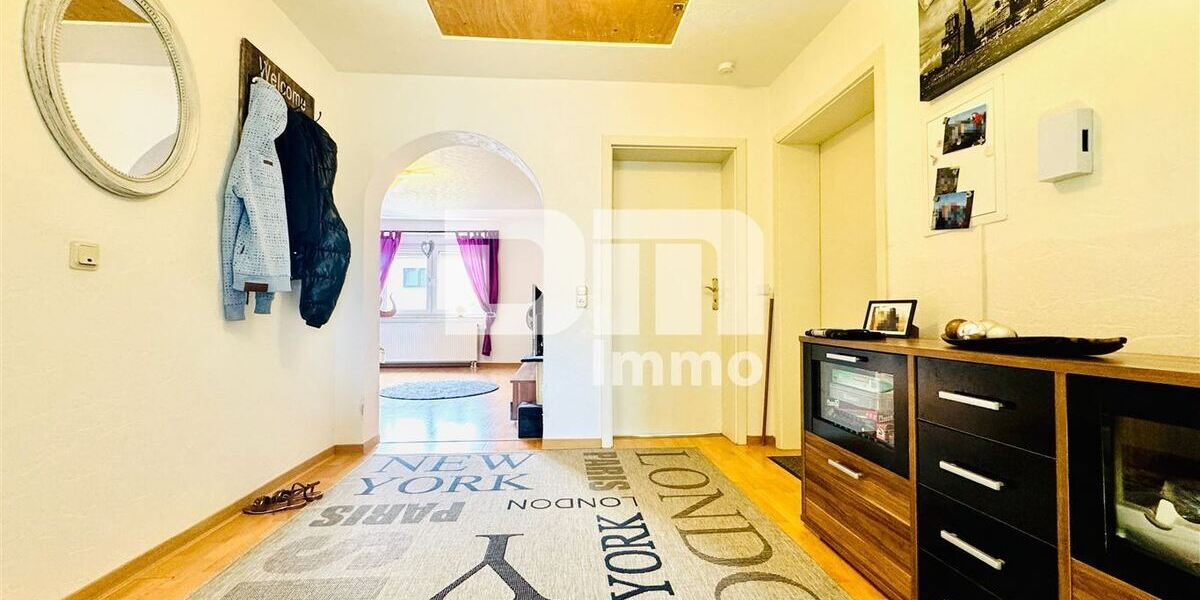 Großzügiges Ein- bis Zweifamilienhaus mit Terrasse und großem Garten - Einfamilienhaus Allendorf (Eder) | Angebot:27298317