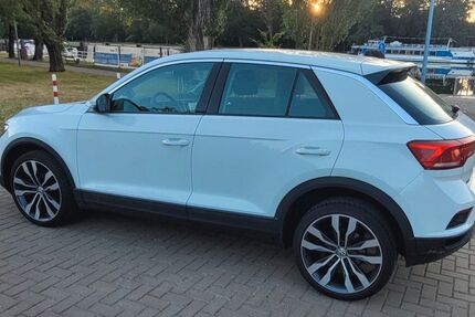 VW T-Roc 154.000 km 12.500 &euro; Bernburg 06406