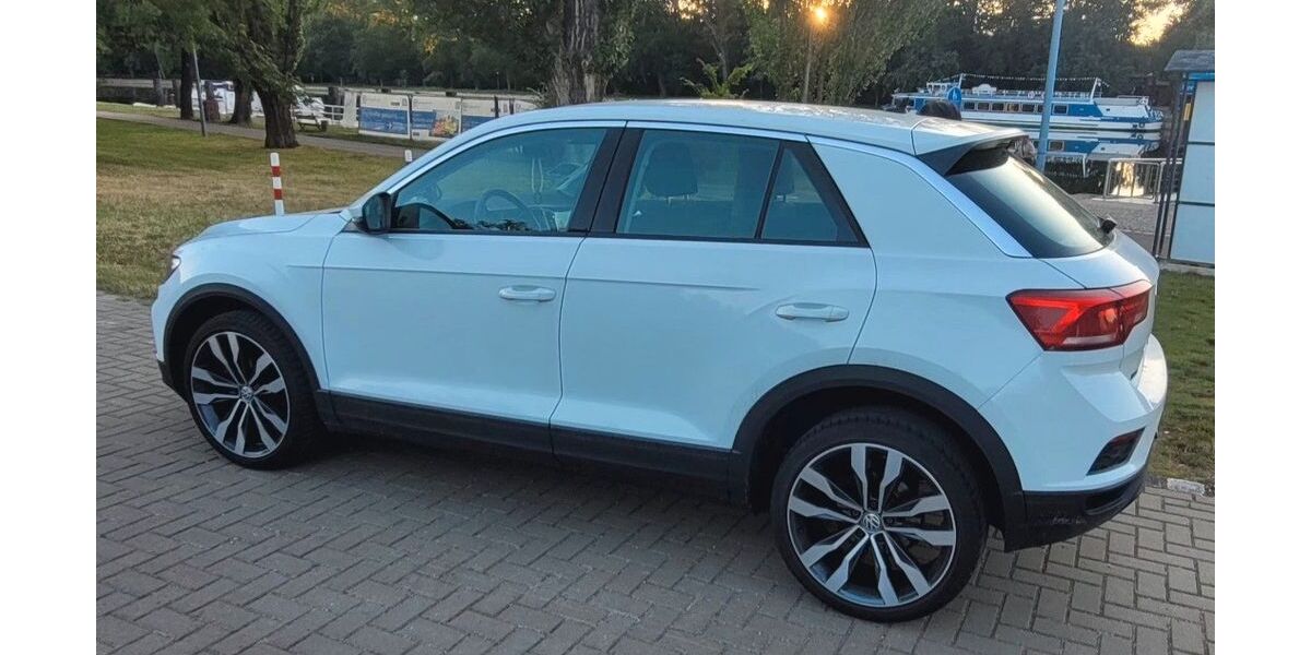 VW T-Roc 154.000 km 12.500 &euro; Bernburg 06406