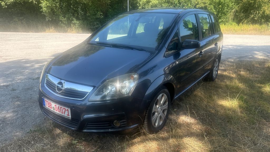 Opel Zafira 88.000 km 3.900 &euro; Wertheim am Main 97877