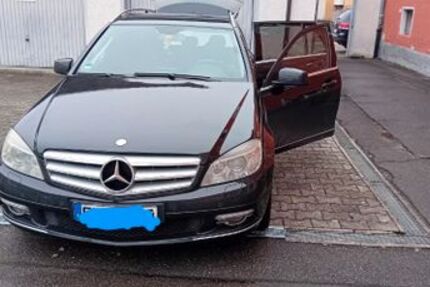 Mercedes-Benz C 250 297.144 km 5.200 &euro; Friedrichshafen 88046