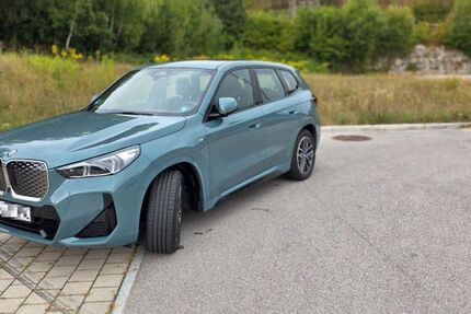 BMW iX1 34.029 km 43.500 &euro; Mainburg 84048