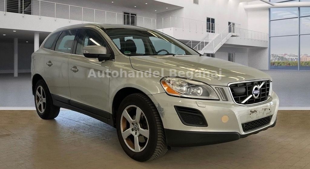 Volvo XC60 235.000 km 8.999 &euro; Lamspringe 31195