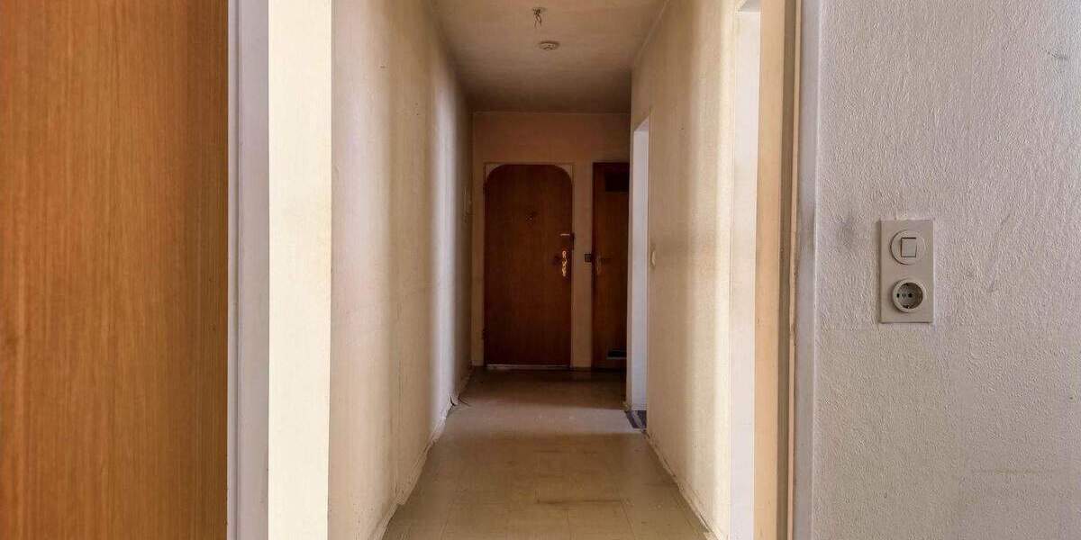 Etagenwohnung mit eigener Garage und Blick ins Grüne 2 zimmer