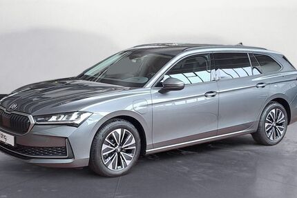 Skoda Superb 11.927 km 43.480 &euro; Ettlingen 76275