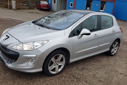 Peugeot 308 81.691 km 4.500 &euro; Chemnitz 09125