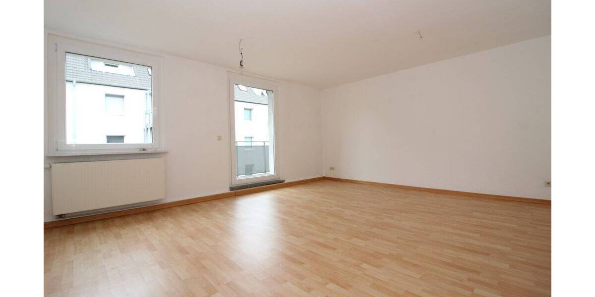 Etagenwohnung Dessau-Roßlau West - 3 Zimmer, 74 m&sup2;, 488&euro; | Angebot:26879187
