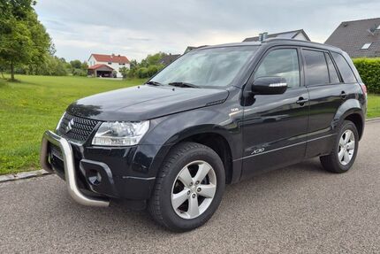 Suzuki Grand Vitara 207.000 km 5.800 &euro; Kösching 85092