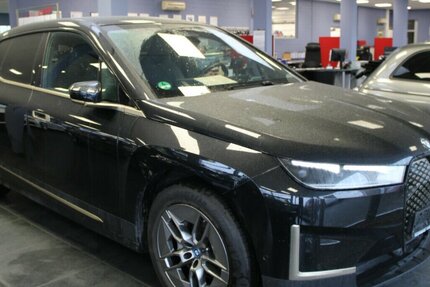 BMW iX xDrive50 35.740 km 54.980 &euro; Euskirchen 53881